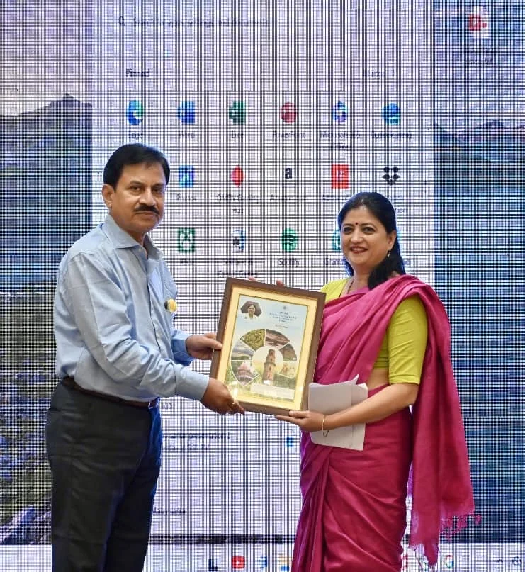 Award 9